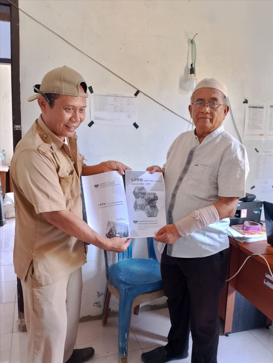 ### **Wujud Akuntabilitas Tata Kelola Desa, Sangadi Desa Iyok Resmi Serahkan LPPD Tepat Waktu kepada Pemerintah Kecamatan Nuangan**